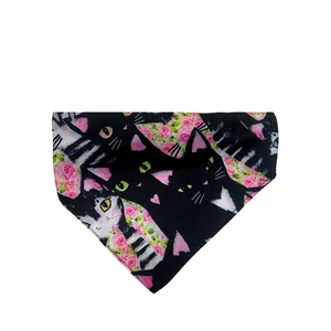 Čierny motív mačky, šatka pre domáce zvieratá (nastaviteľný obojok) - veľkosť M