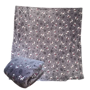 Pléd s mačacím aristokratom vzorom z wellsoft materiálu, 200 x 230 cm, šedý