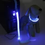 Obraz 2/2 - Svetielkujúce nočné LED vodítko s USB nabíjaním, modré